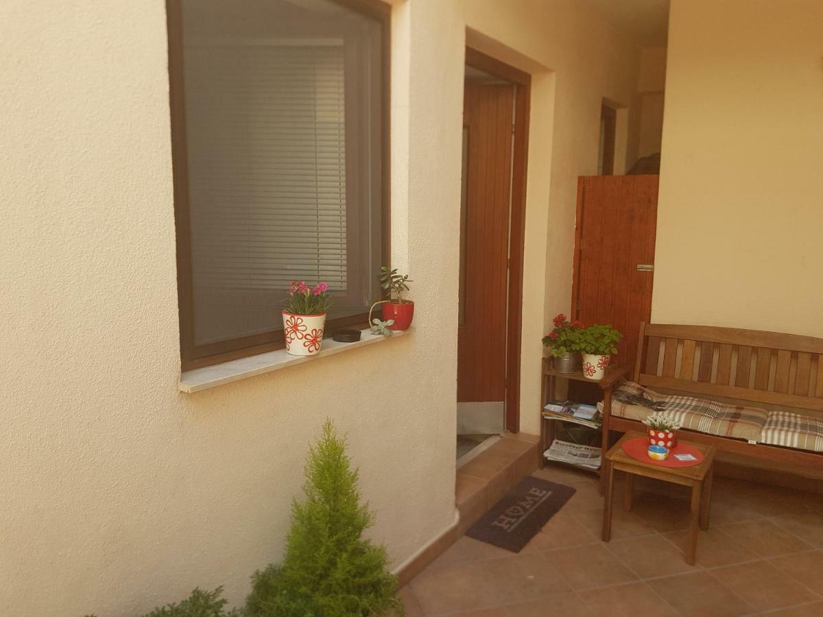 Apartments And Rooms Villa Lina Split Dış mekan fotoğraf