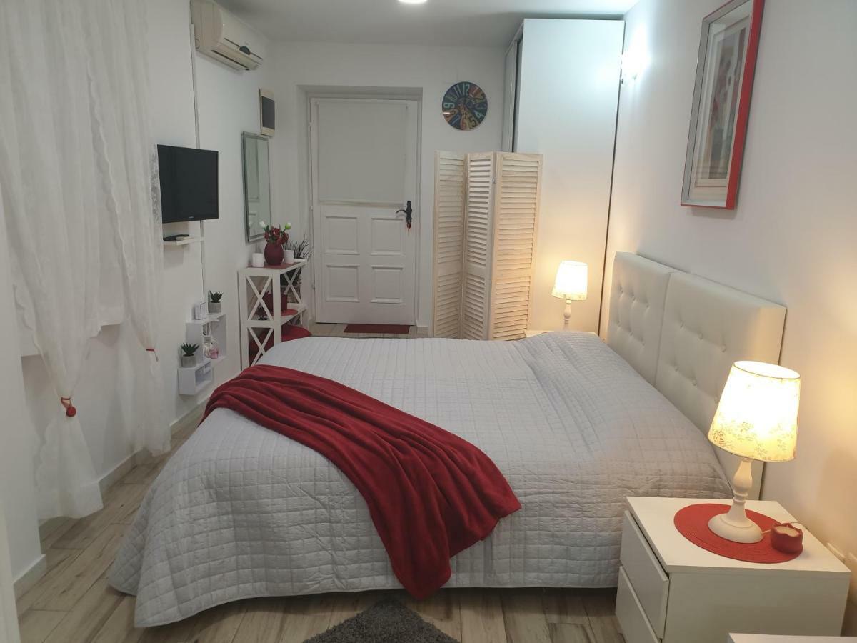 Apartments And Rooms Villa Lina Split Dış mekan fotoğraf